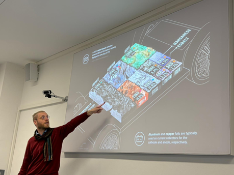 Simon Lobach speaks on his research on alumnium mining in Brazil (Photo: Hristina Talkova)